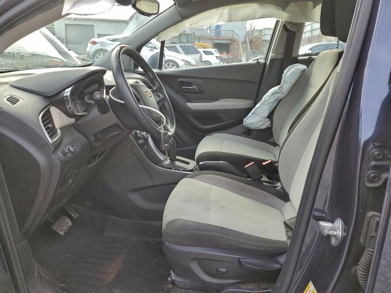 Photo 7 from auction – 2018 CHEVROLET TRAX LS with VIN 3GNCJKSB3JL348682