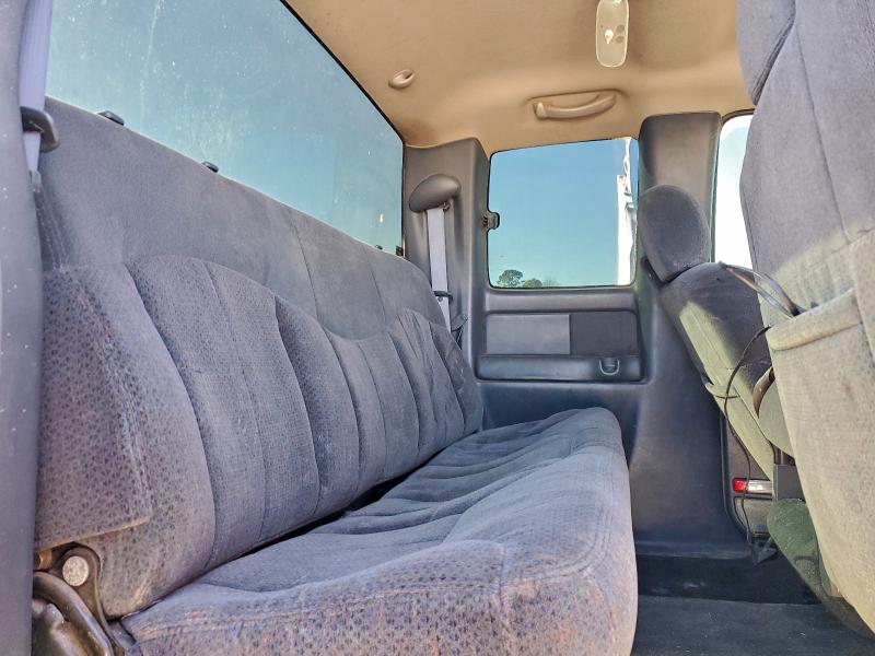 Photo 10 from auction – 1999 CHEVROLET SILVERADO with VIN 2GCEK19T7X1222486