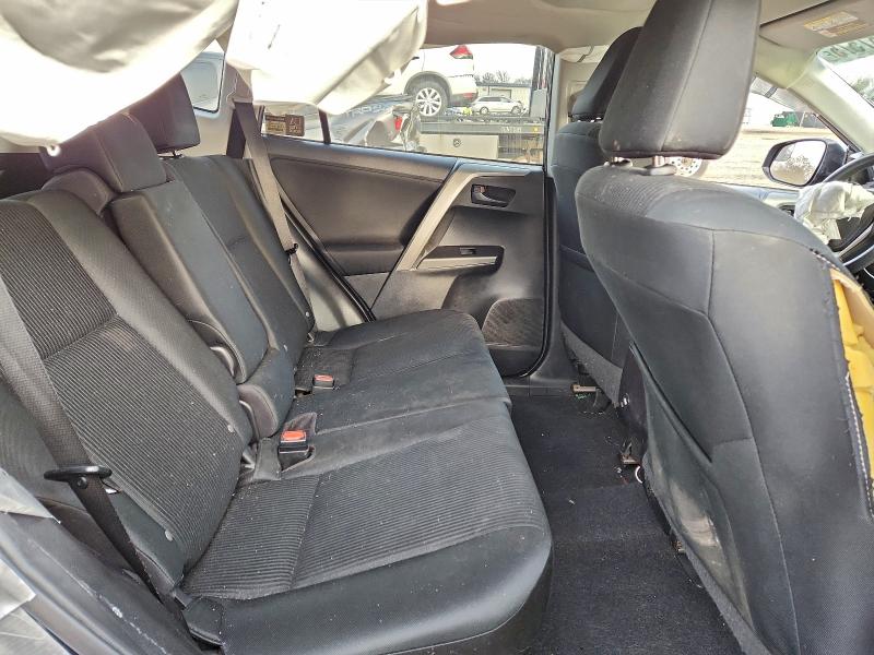 Photo 11 from auction – 2018 TOYOTA RAV4 LE with VIN 2T3ZFREV5JW438217