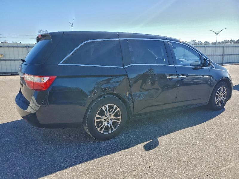 Photo 3 from auction – 2011 HONDA ODYSSEY EX with VIN 5FNRL5H67BB055523