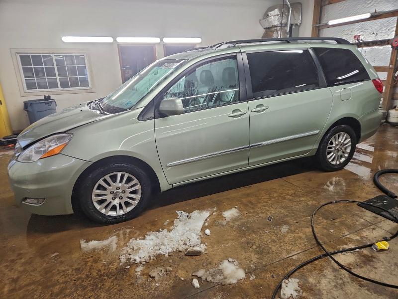TOYOTA SIENNA 2009 with VIN 5TDBK22C29S025174 - Photo from auction
