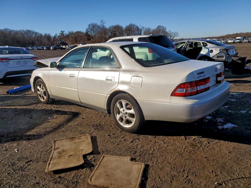 Photo 2 from auction – 2001 LEXUS ES 300 with VIN JT8BF28G810303533
