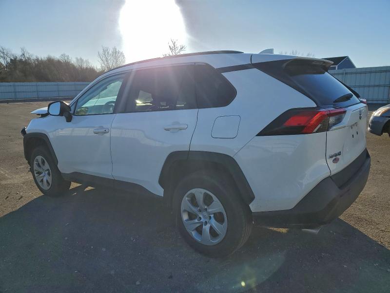Photo 2 from auction – 2020 TOYOTA RAV4 LE with VIN 2T3F1RFV4LW095743