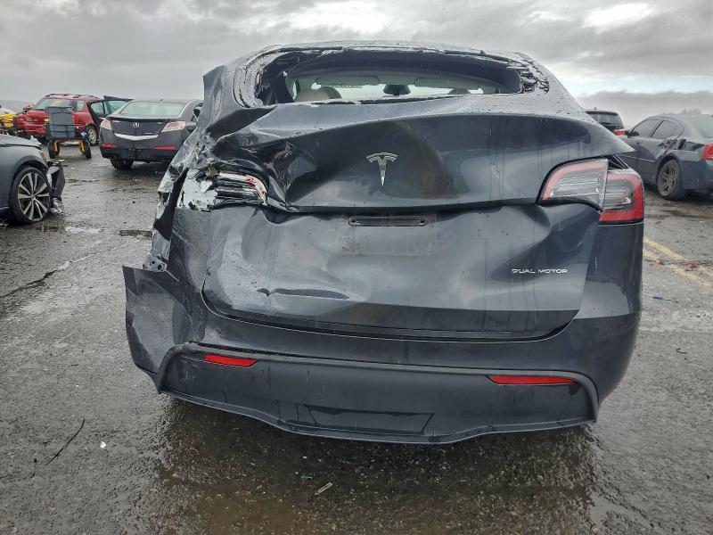 Photo 6 from auction – 2024 TESLA MODEL Y with VIN 7SAYGDEE3RA225439