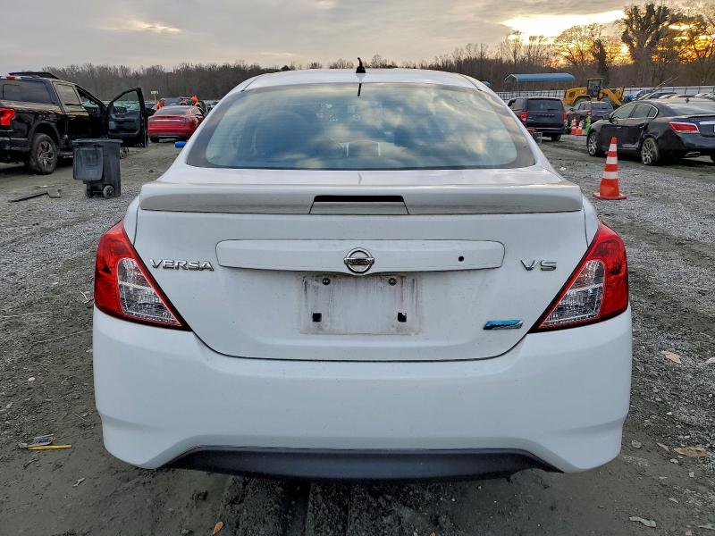 Photo 6 from auction – 2016 NISSAN VERSA S with VIN 3N1CN7AP7GL842529