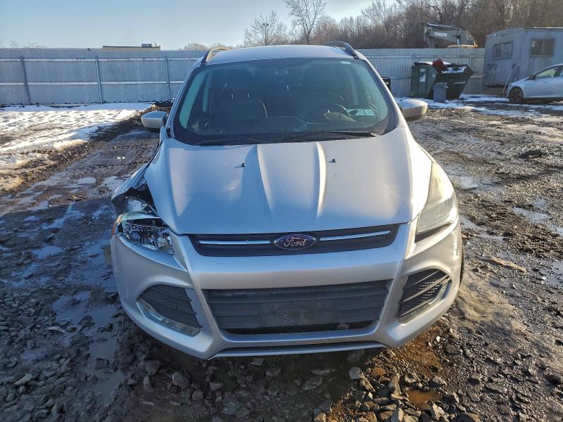 Photo 5 from auction – 2014 FORD ESCAPE SE with VIN 1FMCU9G9XEUE45285