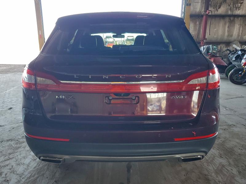 Photo 6 from auction – 2017 LINCOLN MKX RESERV with VIN 2LMPJ8LR3HBL31332