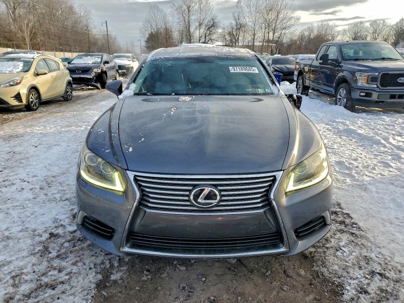Photo 5 from auction – 2014 LEXUS LS 460 with VIN JTHCL5EF2E5022170
