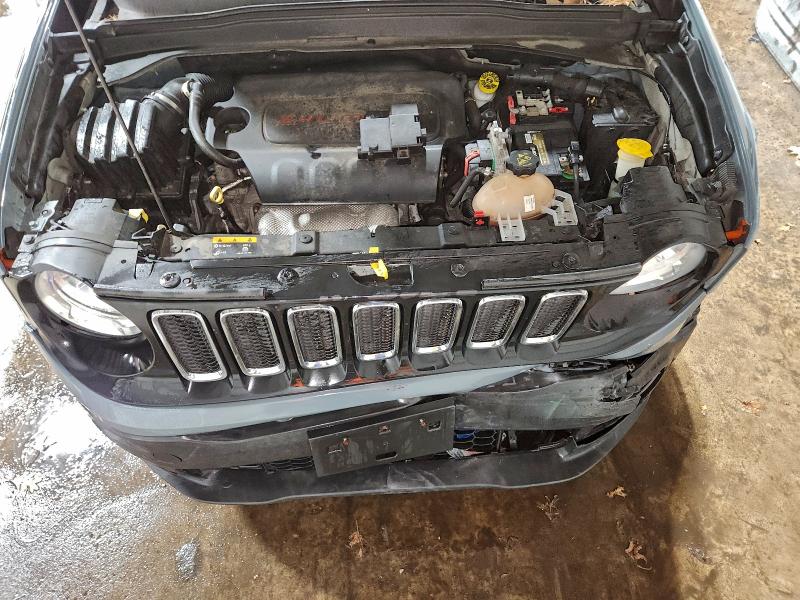 Photo 12 from auction – 2017 JEEP RENEGADE L with VIN ZACCJBBBXHPF06302