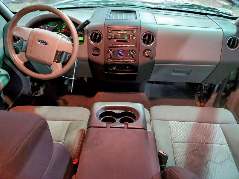 Photo 8 from auction – 2005 FORD F150 with VIN 1FTPX12585FA10370
