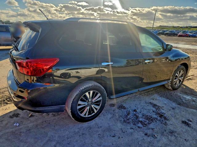 Photo 3 from auction – 2017 NISSAN PATHFINDER with VIN 5N1DR2MM2HC695765