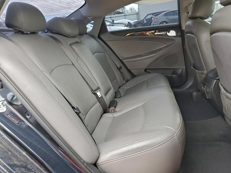Photo 10 from auction – 2011 HYUNDAI SONATA SE with VIN 5NPEC4AC9BH278978