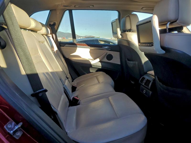 Photo 11 from auction – 2011 BMW X5 with VIN 5UXZV4C5XBL405693