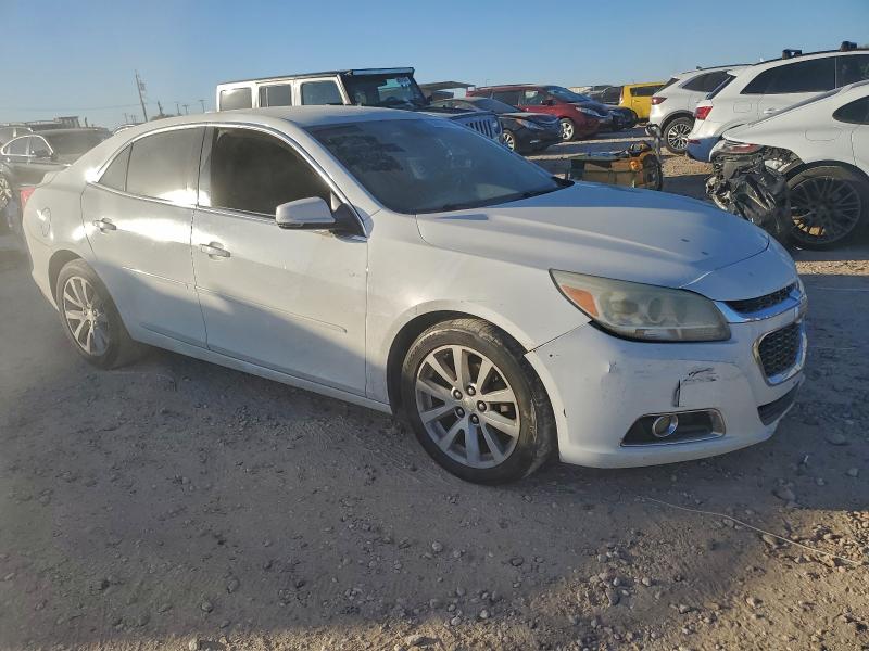 Photo 4 from auction – 2015 CHEVROLET MALIBU with VIN 1G11D5SLXFF226719