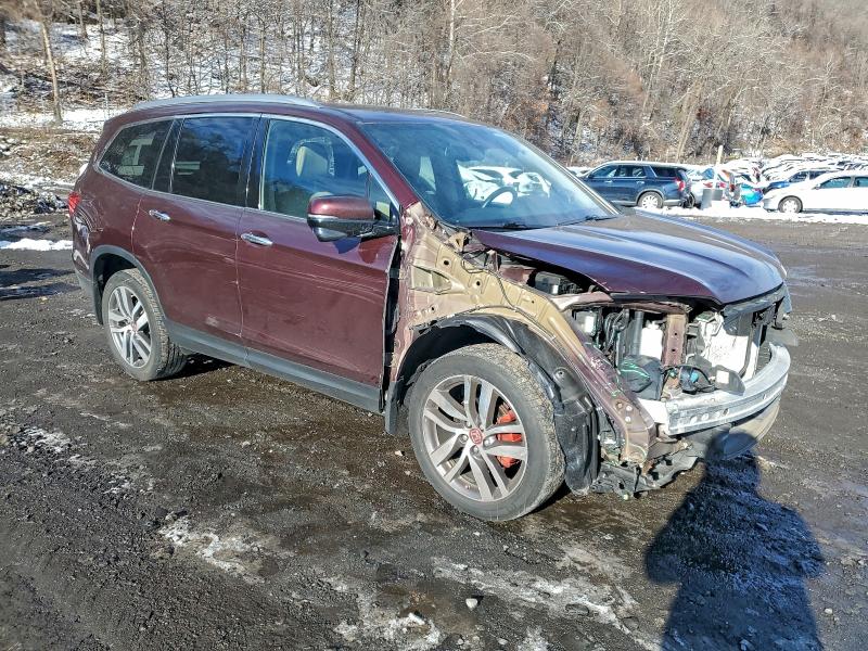 Photo 4 from auction – 2017 HONDA PILOT TOUR with VIN 5FNYF6H96HB007880