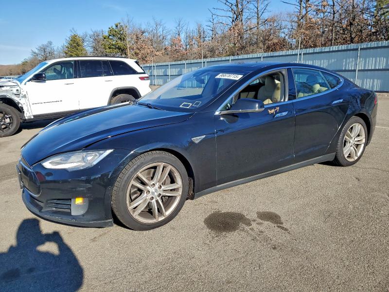 TESLA MODEL S 2015 with VIN 5YJSA1E26FF118649 - Photo from auction