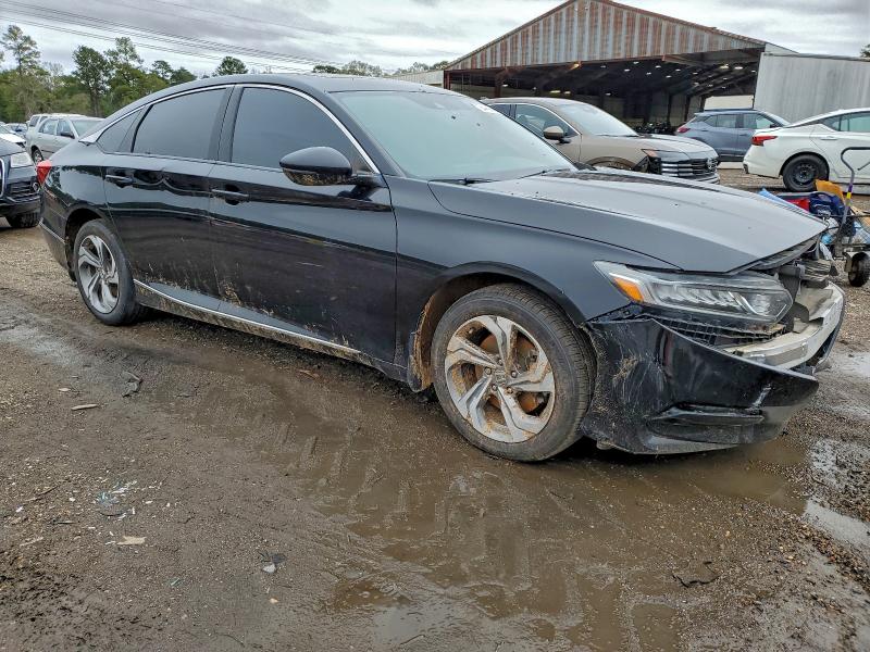 Photo 4 from auction – 2018 HONDA ACCORD EXL with VIN 1HGCV2F58JA024671