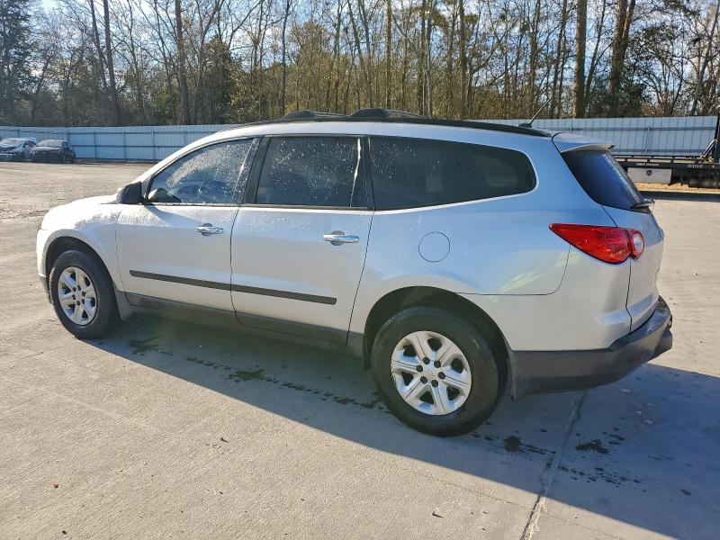 Photo 2 from auction – 2012 CHEVROLET TRAVERSE L with VIN 1GNKRFEDXCJ144481