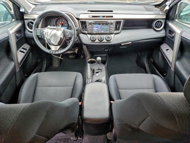 Photo 8 from auction – 2014 TOYOTA RAV4 LE with VIN 2T3BFREV2EW220842
