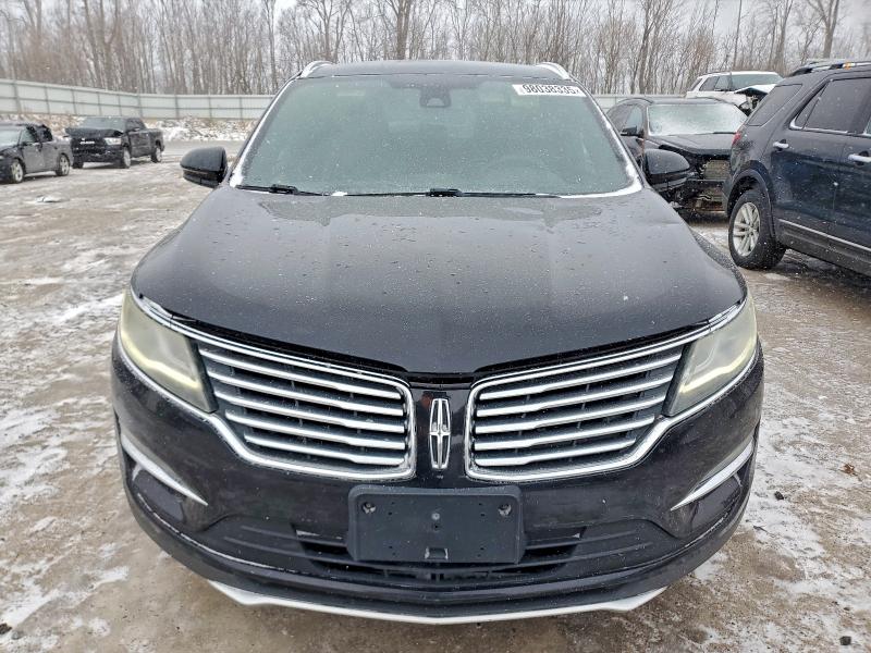 Photo 5 from auction – 2016 LINCOLN MKC SELECT with VIN 5LMCJ2C93GUJ31726