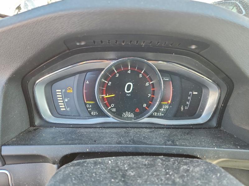 Photo 9 from auction – 2015 VOLVO S60 with VIN YV126MFK4F2357146