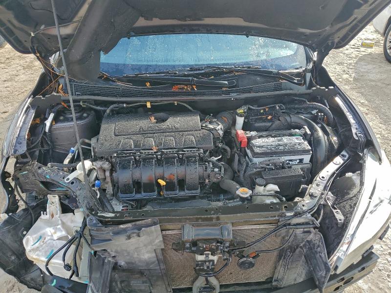 Photo 11 from auction – 2015 NISSAN SENTRA S with VIN 3N1AB7AP2FY325530
