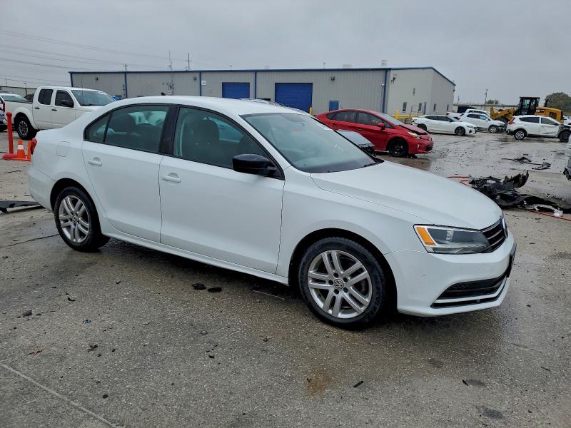 Photo 4 from auction – 2015 VOLKSWAGEN JETTA BASE with VIN 3VW2K7AJ9FM353696