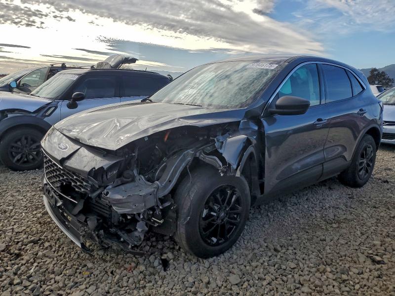 Photo 1 from auction – 2022 FORD ESCAPE SE with VIN 1FMCU9BZ7NUB46201