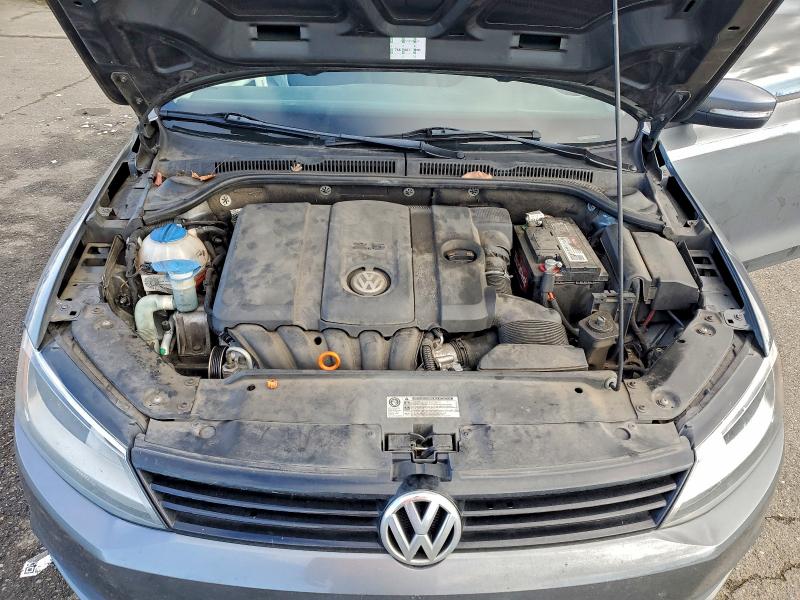 Photo 11 from auction – 2012 VOLKSWAGEN JETTA with VIN 3VWBP7AJ2CM321766