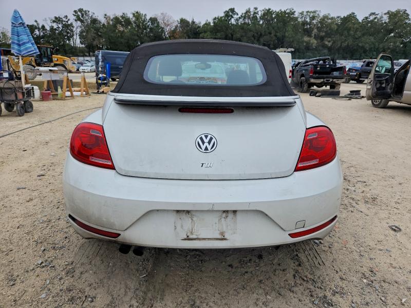 Photo 6 from auction – 2014 VOLKSWAGEN BEETLE with VIN 3VW5L7AT7EM818728