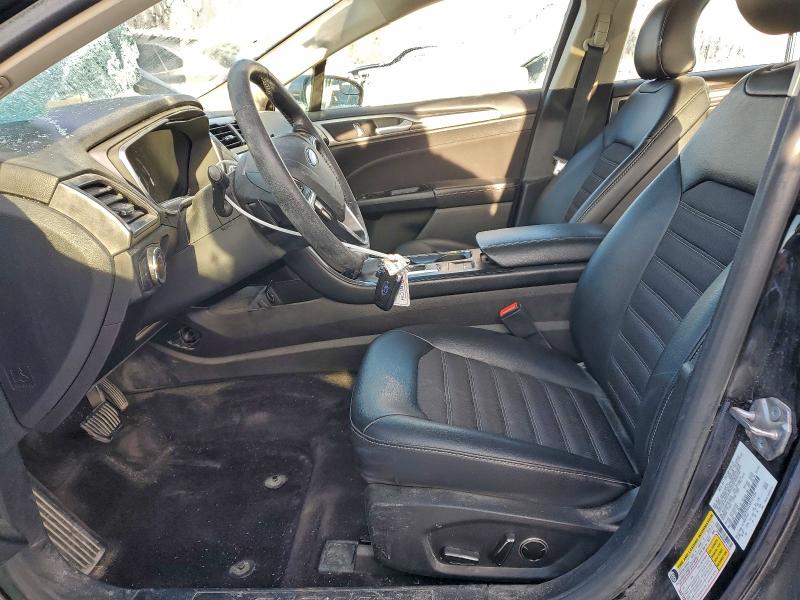 Photo 7 from auction – 2017 FORD FUSION SE with VIN 3FA6P0HDXHR141334