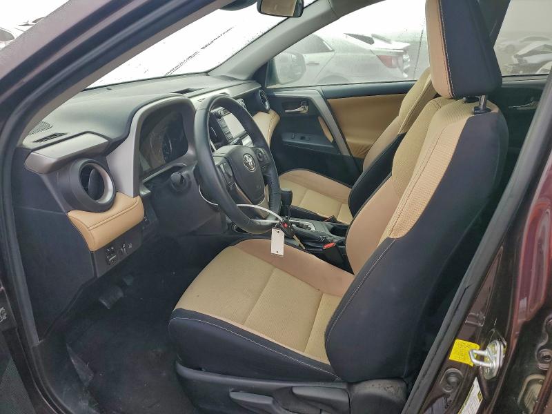 Photo 7 from auction – 2017 TOYOTA RAV4 XLE with VIN 2T3RFREV1HW651868