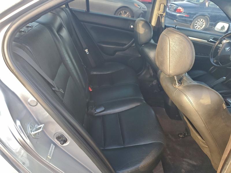 Photo 10 from auction – 2004 ACURA TSX with VIN JH4CL96934C027839