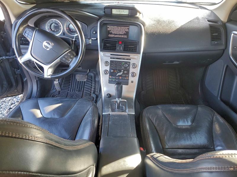 Photo 8 from auction – 2011 VOLVO XC60 T6 with VIN YV4902DZ0B2170746