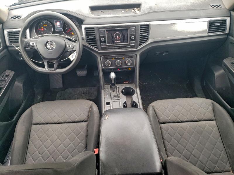 Photo 8 from auction – 2018 VOLKSWAGEN ATLAS S with VIN 1V2AP2CA3JC535905