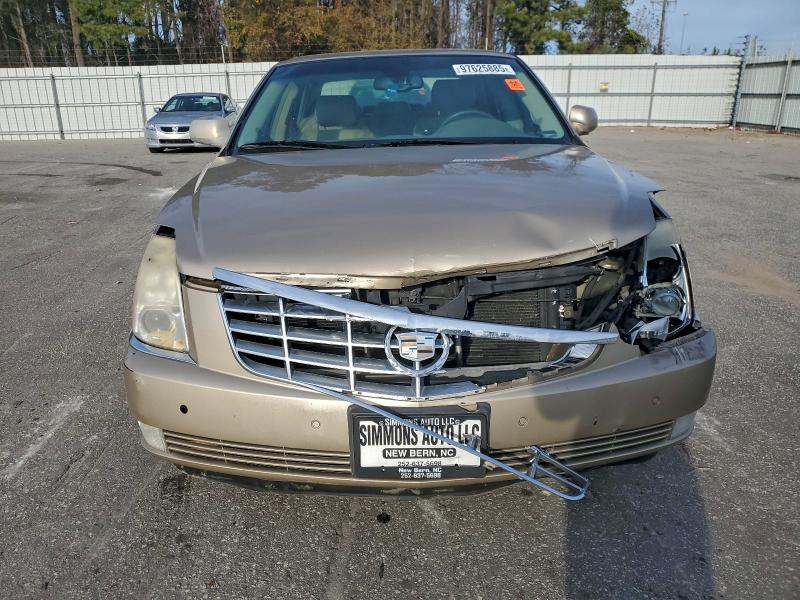 Photo 5 from auction – 2006 CADILLAC DTS with VIN 1G6KD57Y46U192985