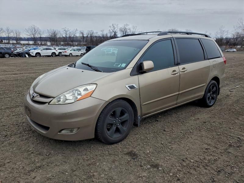 TOYOTA SIENNA 2007 with VIN 5TDBK23C07S006246 - Photo from auction