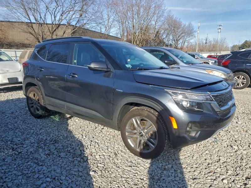 Photo 4 from auction – 2021 KIA SELTOS S with VIN KNDEUCAA1M7201874