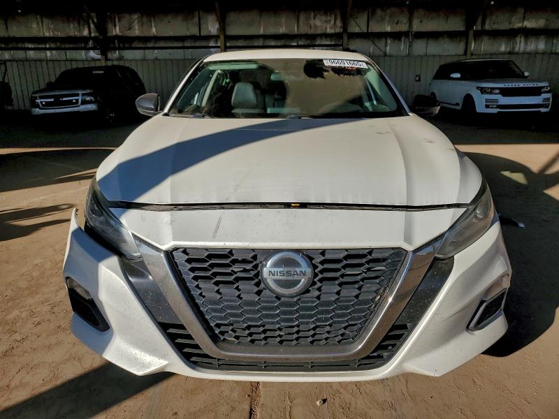 Photo 5 from auction – 2019 NISSAN ALTIMA SR with VIN 1N4BL4CV4KC180976