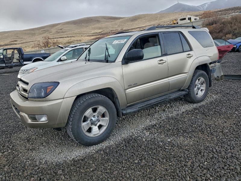 TOYOTA 4RUNNER SR 2003 with VIN JTEBU14R138003406 - Photo from auction