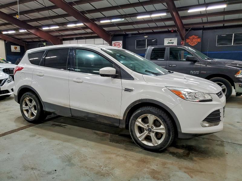 Photo 4 from auction – 2016 FORD ESCAPE with VIN 1FMCU9GX3GUB68464