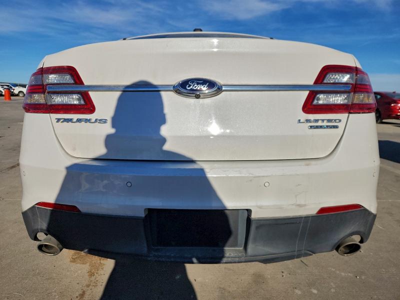 Photo 6 from auction – 2015 FORD TAURUS LIM with VIN 1FAHP2F81FG199007