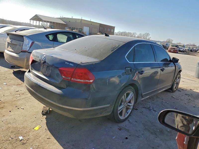 Photo 3 from auction – 2013 VOLKSWAGEN PASSAT with VIN 1VWCN7A34DC063569