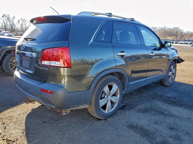Photo 3 from auction – 2012 KIA SORENTO EX with VIN 5XYKUDA27CG254999