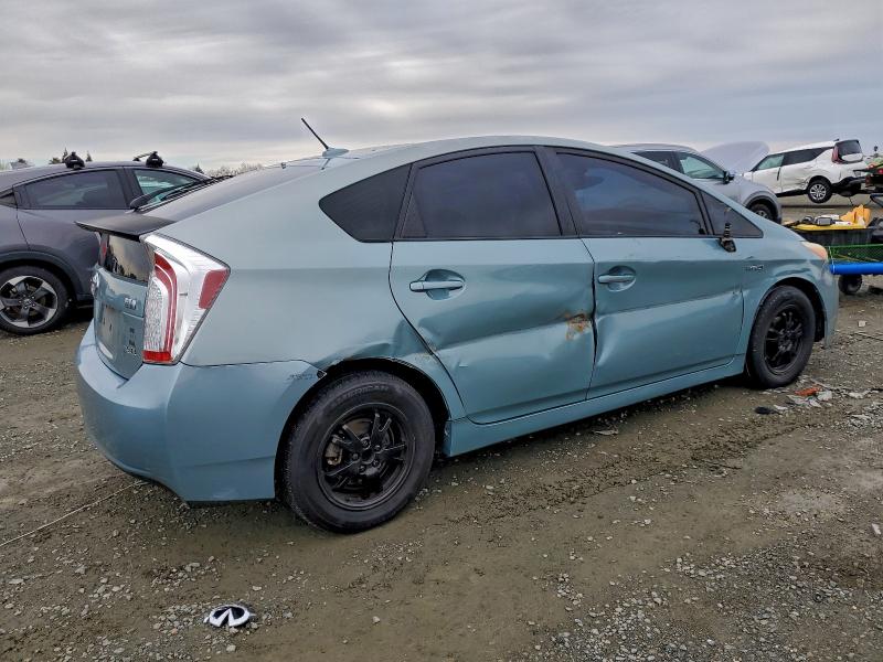 Photo 3 from auction – 2014 TOYOTA PRIUS with VIN JTDKN3DU3E1748607