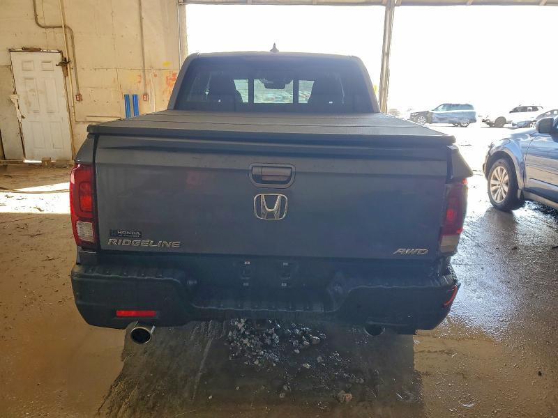 Photo 6 from auction – 2023 HONDA RIDGELINE with VIN 5FPYK3F77PB063831