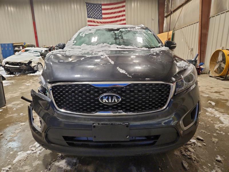Photo 5 from auction – 2018 KIA SORENTO LX with VIN 5XYPGDA54JG413899