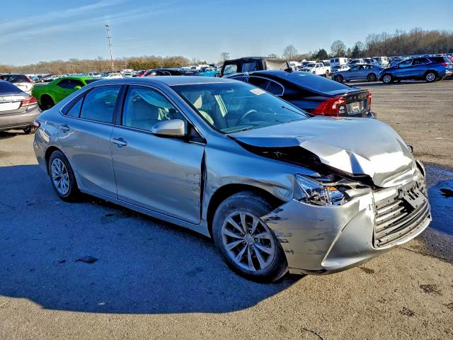 Photo 4 from auction – 2017 TOYOTA CAMRY LE with VIN 4T1BF1FK8HU401883