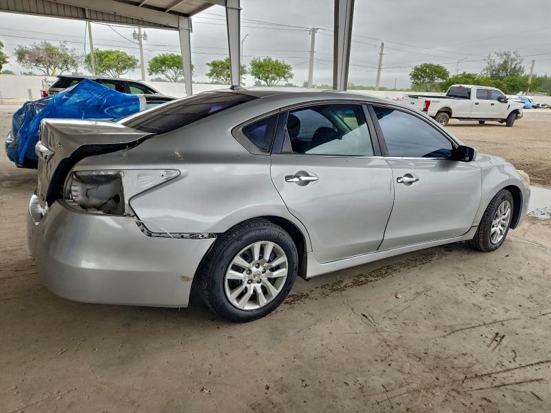 Photo 3 from auction – 2015 NISSAN ALTIMA 2.5 with VIN 1N4AL3AP4FN893669