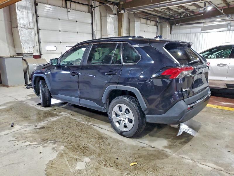 Photo 2 from auction – 2021 TOYOTA RAV4 LE with VIN 2T3F1RFV7MC243211